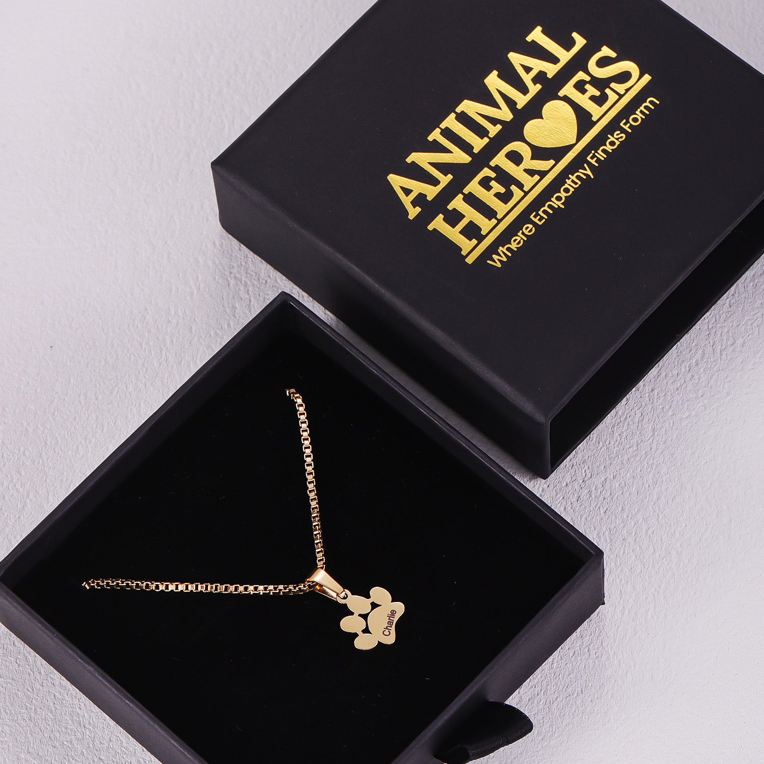 Personalized Paw Name Necklace – Custom Dog  & Cat Paw Pendant